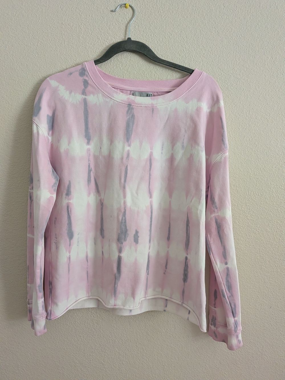 Kut from the Kloth Pink & White Tie-Dye Crewneck Sweatshirt